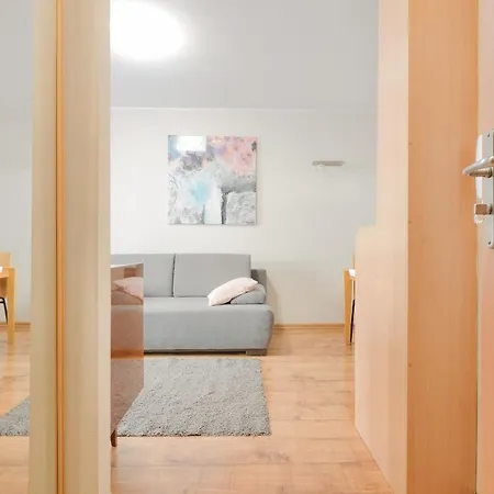 K&m Jaspis Biskupia Apartamento